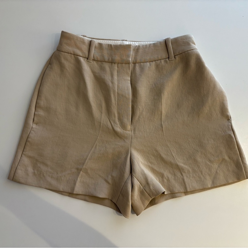 Wilfred Free Anthem Shorts - Size 4